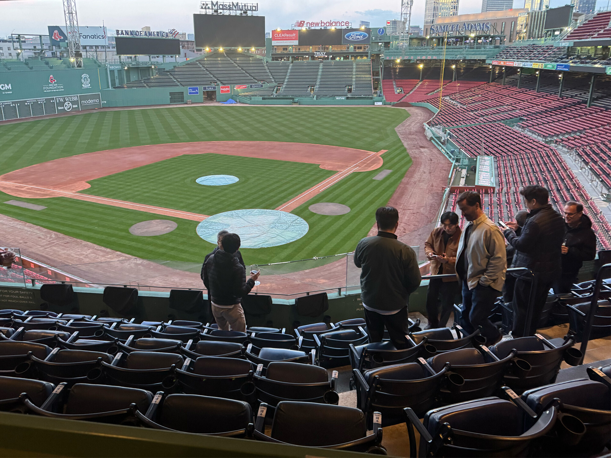 Boston-Social-Box-View5